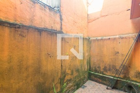 Casa à venda com 98m², 2 quartos e 1 vagaQuintal