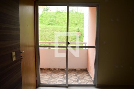 Sala de apartamento para alugar com 2 quartos, 44m² em Jardim Ísis, Cotia