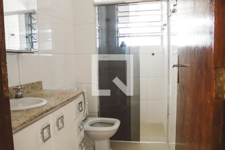 Banheiro de apartamento para alugar com 2 quartos, 70m² em Conjunto Habitacional Jova Rural, São Paulo