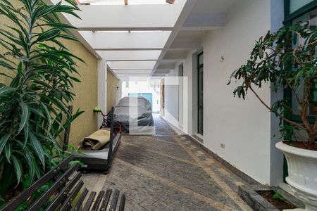 Casa à venda com 450m², 3 quartos e 5 vagasQuintal
