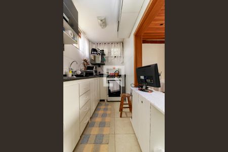 Casa à venda com 450m², 3 quartos e 5 vagasEdícula - Cozinha