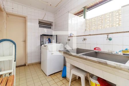 Casa à venda com 450m², 3 quartos e 5 vagasÁrea de Serviço