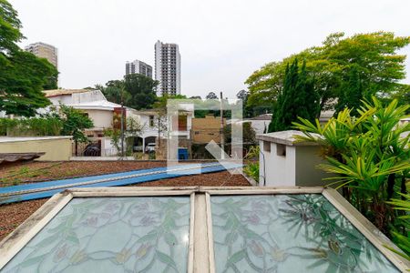 Casa à venda com 450m², 3 quartos e 5 vagasSuíte - Vista
