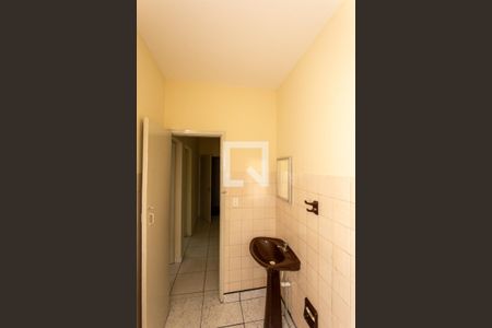 Apartamento para alugar com 68m², 2 quartos e sem vagaBanheiro