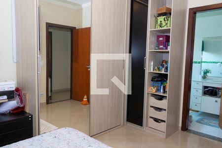 Casa para alugar com 380m², 4 quartos e 5 vagasSuíte 1