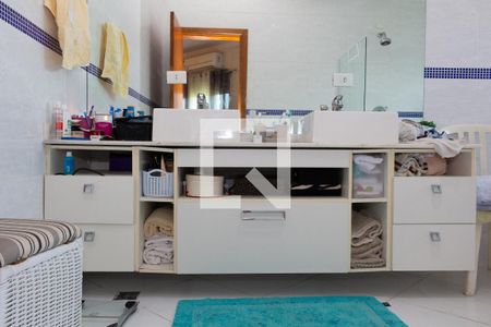 Casa para alugar com 380m², 4 quartos e 5 vagasBanheiro da Suíte 3
