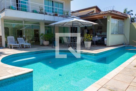 Casa para alugar com 380m², 4 quartos e 5 vagasPiscina