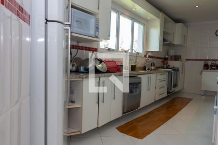 Casa para alugar com 380m², 4 quartos e 5 vagasCozinha