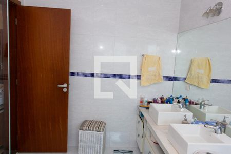 Casa para alugar com 380m², 4 quartos e 5 vagasBanheiro da Suíte 3