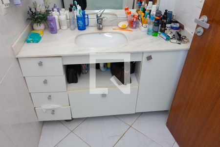 Casa para alugar com 380m², 4 quartos e 5 vagasBanheiro da Suíte 2