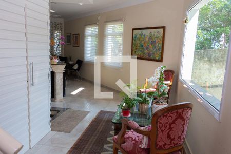 Hall de entrada de casa para alugar com 4 quartos, 380m² em Parque dos Principes, São Paulo