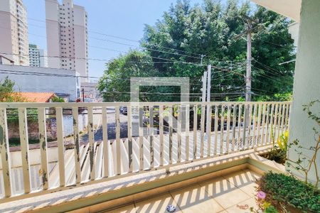 Casa à venda com 168m², 3 quartos e 4 vagas Casa à venda com 168m², 3 quartos e 4 vagasVaranda da Suíte 1