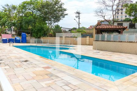 Apartamento à venda com 70m², 3 quartos e 1 vaga Apartamento à venda com 70m², 3 quartos e 1 vagaÁrea comum - Piscina