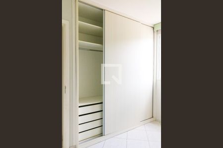 Apartamento à venda com 70m², 3 quartos e 1 vaga Apartamento à venda com 70m², 3 quartos e 1 vagaQuardo Suite