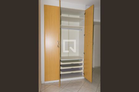 Apartamento à venda com 70m², 3 quartos e 1 vaga Apartamento à venda com 70m², 3 quartos e 1 vagaQuarto 2