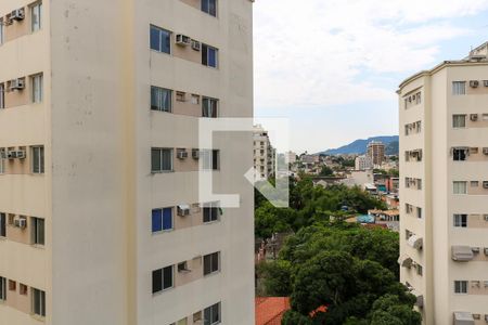 Apartamento à venda com 70m², 3 quartos e 1 vaga Apartamento à venda com 70m², 3 quartos e 1 vagaVista do Quarto 2