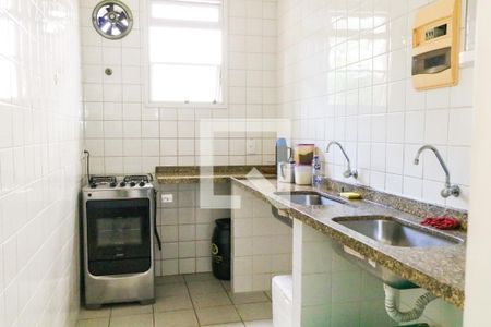 Apartamento à venda com 70m², 3 quartos e 1 vaga Apartamento à venda com 70m², 3 quartos e 1 vagaÁrea comum - Salão de festas