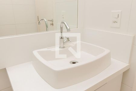 Apartamento à venda com 52m², 2 quartos e 1 vaga Apartamento à venda com 52m², 2 quartos e 1 vagaBanheiro