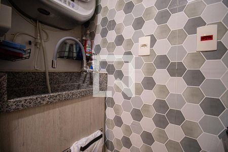 Apartamento à venda com 45m², 2 quartos e sem vagaCozinha - Área de serviço