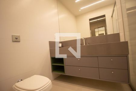 Casa de condomínio à venda com 460m², 5 quartos e 4 vagasBanheiro da Suíte 3