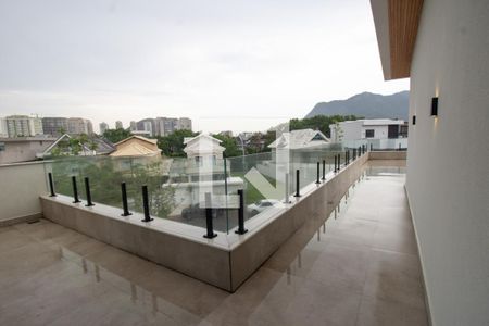 Casa de condomínio à venda com 460m², 5 quartos e 4 vagasSacada da Suíte 5