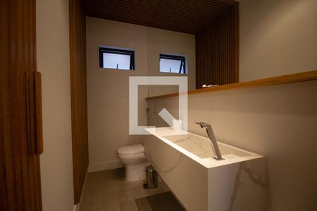 Lavabo de casa de condomínio à venda com 5 quartos, 460m² em Recreio dos Bandeirantes, Rio de Janeiro