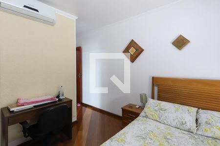 Casa à venda com 198m², 3 quartos e 5 vagasSuíte 1