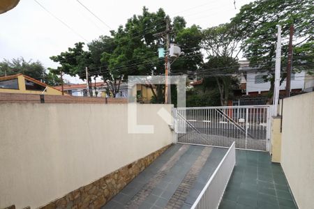 Vista de casa à venda com 3 quartos, 198m² em Jardim Vila Galvao, Guarulhos