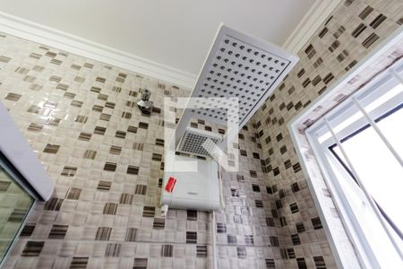 Casa à venda com 160m², 3 quartos e 2 vagas Casa à venda com 160m², 3 quartos e 2 vagasChuveiro