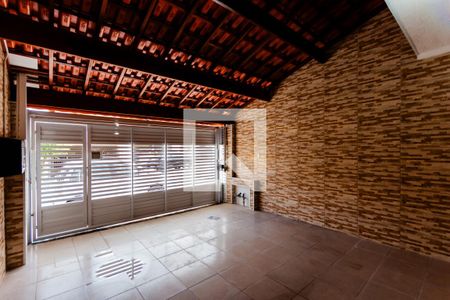 Casa à venda com 160m², 3 quartos e 2 vagas Casa à venda com 160m², 3 quartos e 2 vagasGaragem