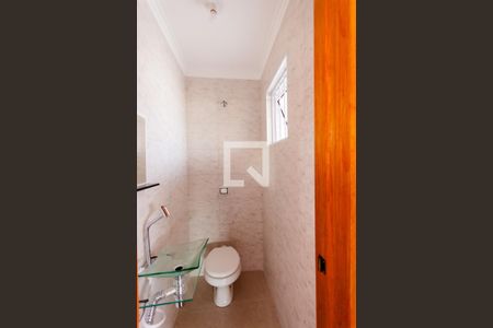 Casa à venda com 160m², 3 quartos e 2 vagas Casa à venda com 160m², 3 quartos e 2 vagasLavabo