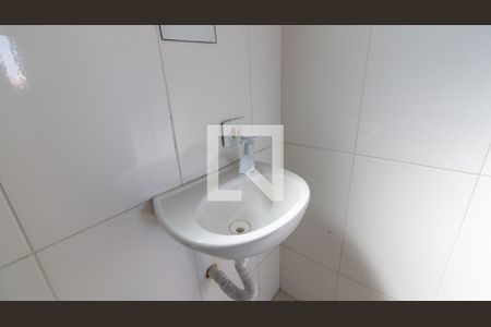 Casa de condomínio para alugar com 75m², 2 quartos e 1 vaga Casa de condomínio para alugar com 75m², 2 quartos e 1 vagaBanheiro da Suíte 1