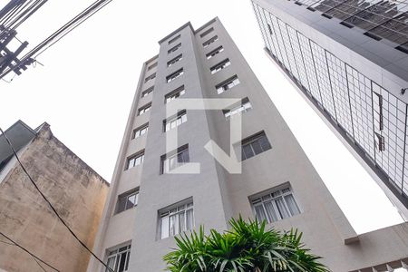 Fachada de apartamento à venda com 2 quartos, 62m² em Pinheiros, São Paulo
