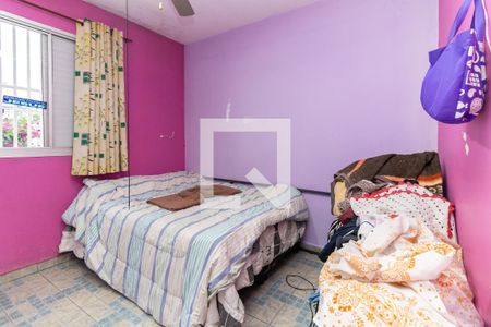 Quarto 1 de casa à venda com 2 quartos, 70m² em Vila Carmosina, São Paulo