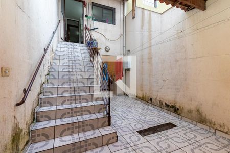 Casa à venda com 70m², 2 quartos e 1 vagaQuintal