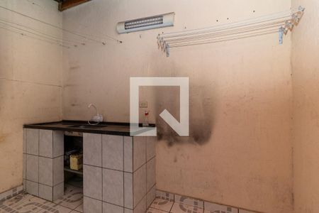 Casa à venda com 70m², 2 quartos e 1 vagaQuintal