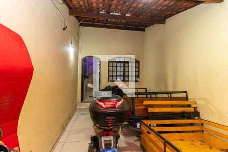 Casa à venda com 70m², 2 quartos e 1 vagaGaragem