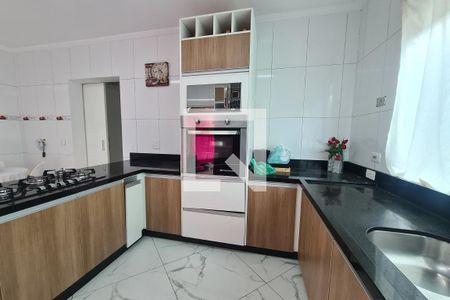 Casa à venda com 408m², 6 quartos e 2 vagasCozinha