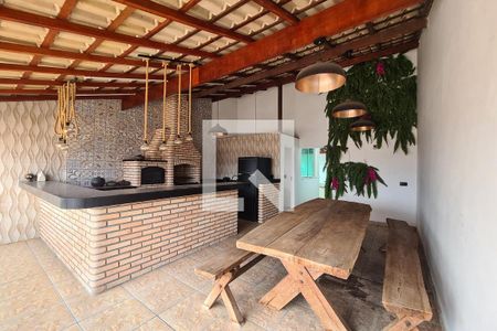 Casa à venda com 408m², 6 quartos e 2 vagasChurrasqueira