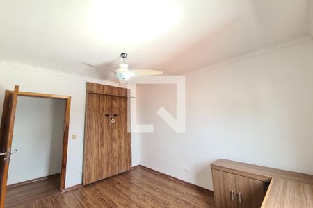 Casa à venda com 408m², 6 quartos e 2 vagasQuarto 1