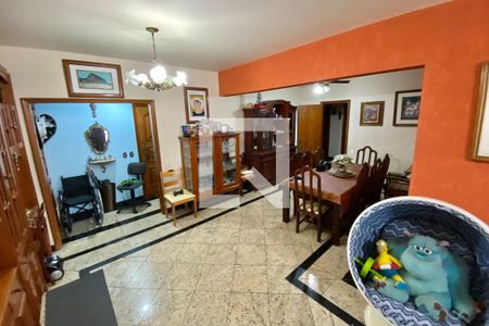 Apartamento à venda com 159m², 3 quartos e sem vagaSala