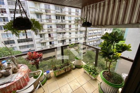 Apartamento à venda com 159m², 3 quartos e sem vagaVaranda Sala e Quartos