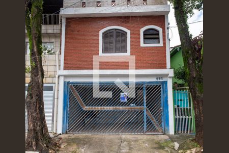 Casa à venda com 90m², 3 quartos e 1 vaga Casa à venda com 90m², 3 quartos e 1 vagaFachada