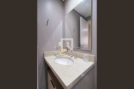 Apartamento à venda com 67m², 2 quartos e 1 vagaBanheiro da Suíte 1