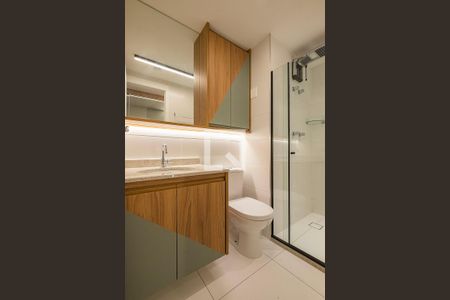 banheiro de kitnet/studio para alugar com 1 quarto, 25m² em Sumarezinho, São Paulo