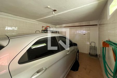 Casa à venda com 160m², 2 quartos e 1 vaga Casa à venda com 160m², 2 quartos e 1 vagaGaragem