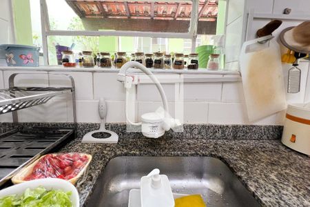 Casa à venda com 160m², 2 quartos e 1 vaga Casa à venda com 160m², 2 quartos e 1 vagaCozinha