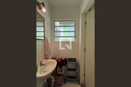 Casa à venda com 160m², 2 quartos e 1 vaga Casa à venda com 160m², 2 quartos e 1 vagaBanheiro da Suíte