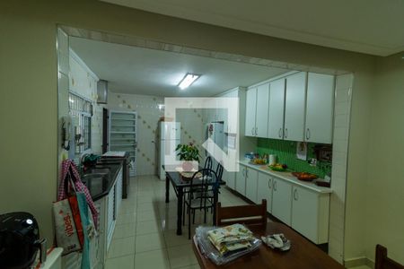 Casa à venda com 199m², 3 quartos e 3 vagasCozinha