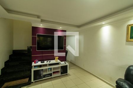Sala de casa à venda com 3 quartos, 199m² em Burgo Paulista, São Paulo